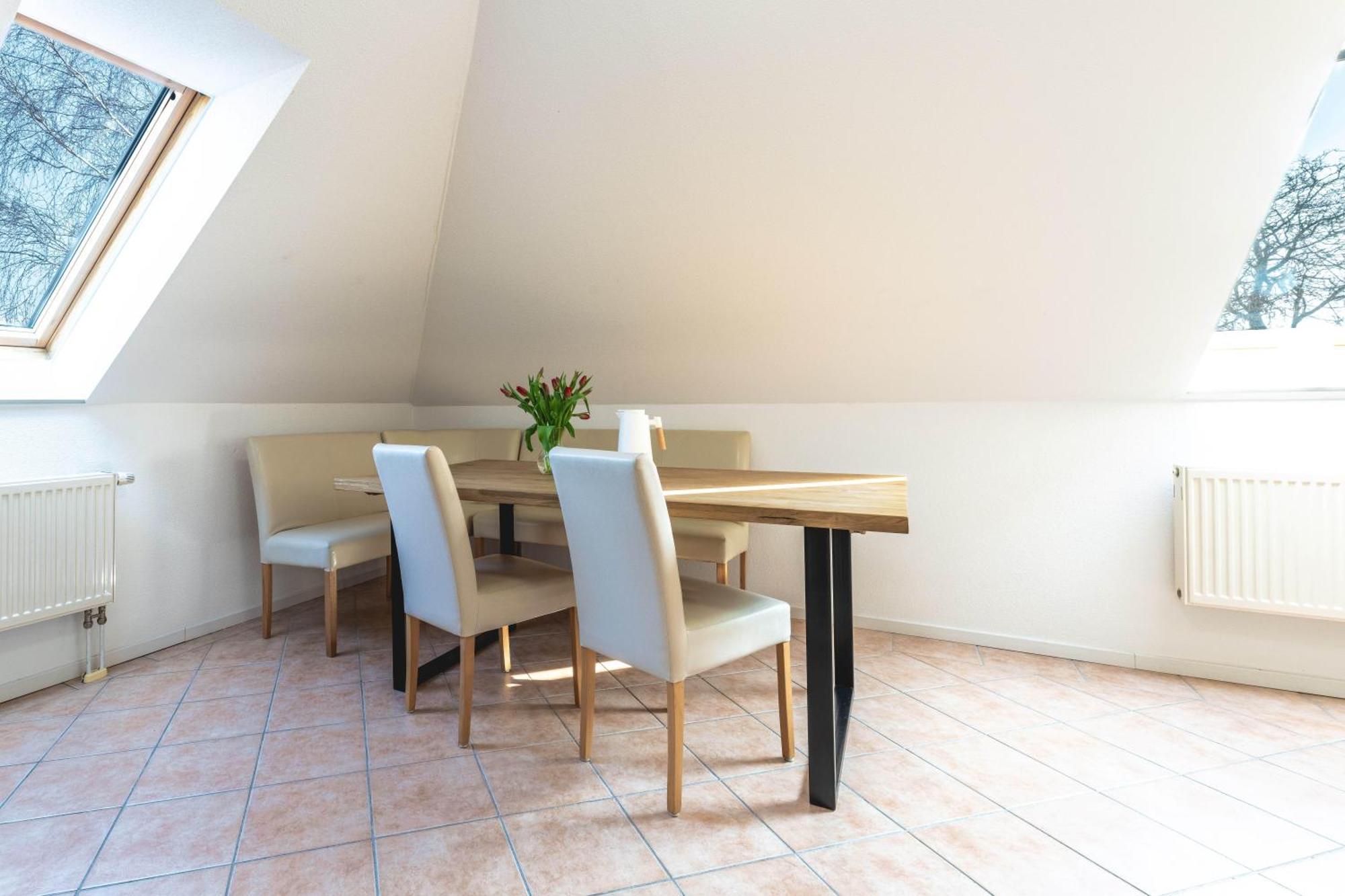 Bernsteinbad-Koserow-Haus-Fuenf-Elemente-Ferienwohnung-Raum ภายนอก รูปภาพ